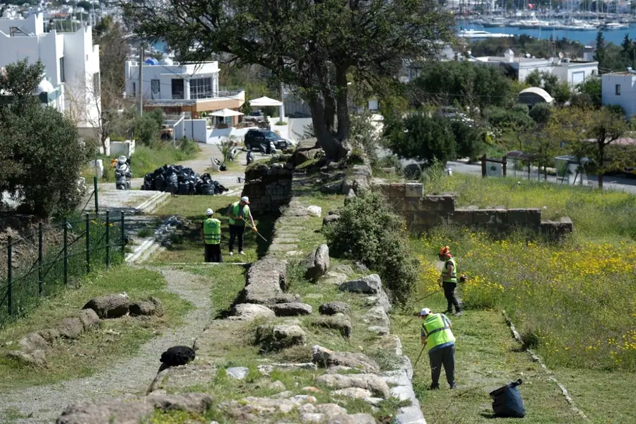 Antik Halikarnassos Surları Turizm Haftası'na Hazırlanıyor 1 Antik Halikarnassos Surları Turizm Haftası'na Hazırlanıyor 1