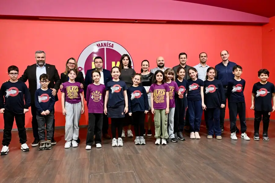 Manisa Büyükşehir'den Okullarda Çevre Eğitimi 1 Manisa Büyükşehir'den Okullarda Çevre Eğitimi 1