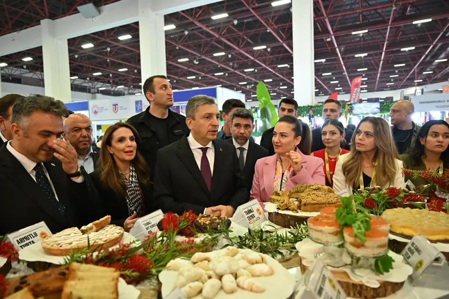Antalya'da Yöresel Ürünler Fuarı YÖREX Kapılarını Açtı 1 Antalya'da Yöresel Ürünler Fuarı YÖREX Kapılarını Açtı 1