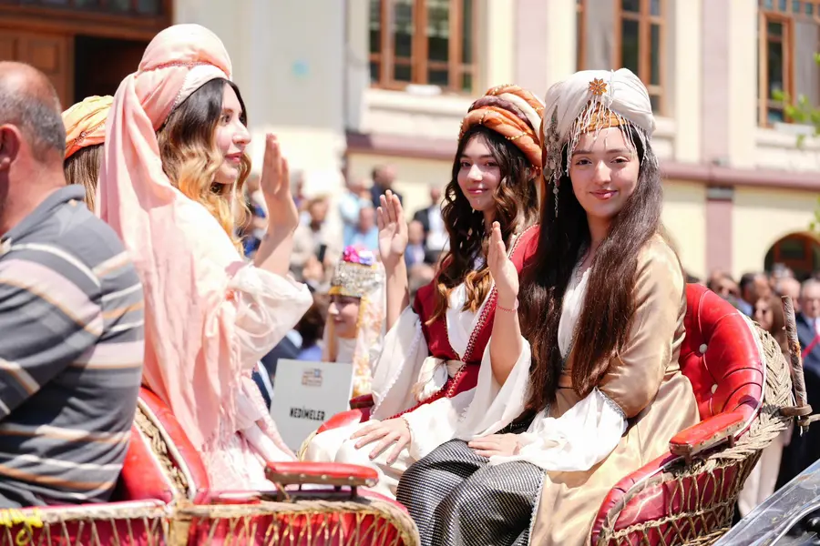 486. Manisa Mesir Macunu Festivali Saçım Töreniyle Sona Erdi 2