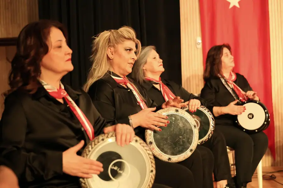 Ahenka Kadın Ritim Topluluğu Osmangazi'de Sahne Aldı 1 Ahenka Kadın Ritim Topluluğu Osmangazi'de Sahne Aldı 1