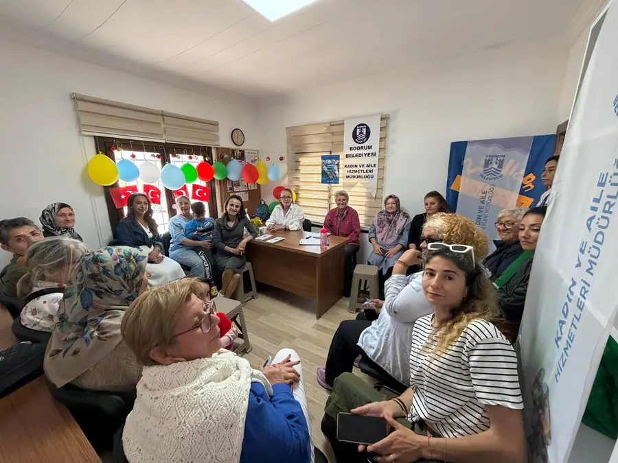 Dirmil'de "Kadının Görünmeyen Emeği" Söyleşisi Düzenlendi 1 Dirmil'de "Kadının Görünmeyen Emeği" Söyleşisi Düzenlendi 1