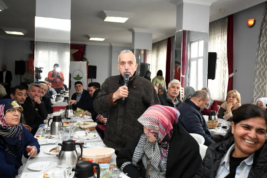 Başkan Aydın, Sırameşeler'de Vatandaşlarla Buluştu 1 Başkan Aydın, Sırameşeler'de Vatandaşlarla Buluştu 1