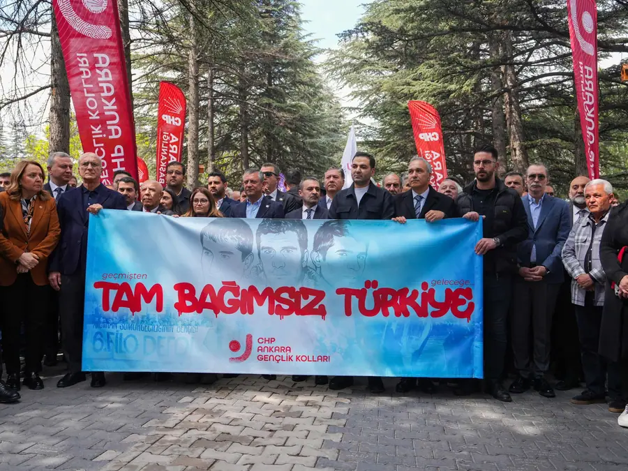 Etimesgut Belediye Başkanı Beşikcioğlu, 6 Mayıs Anma Törenine Katıldı 1 Etimesgut Belediye Başkanı Beşikcioğlu, 6 Mayıs Anma Törenine Katıldı 1