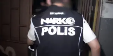 İstanbul'da Kaçak Hap Operasyonu: 1 Milyondan Fazla Sentetik Ecza Hapı Ele Geçirildi 1 Haber Görseli