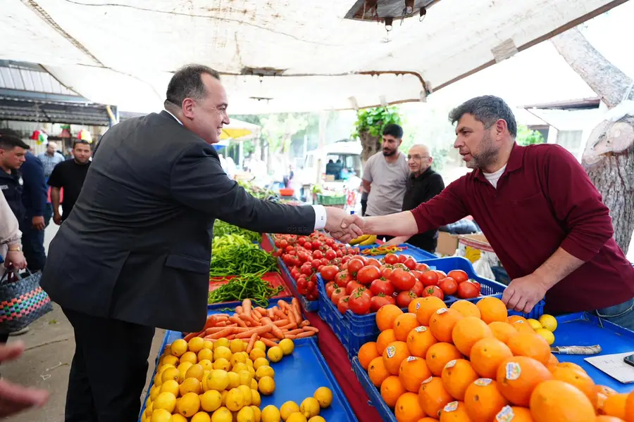 Manisa Büyükşehir'den 10 Bin Üreticiye 300 Bin Yerli Fide 1 Manisa Büyükşehir'den 10 Bin Üreticiye 300 Bin Yerli Fide 1