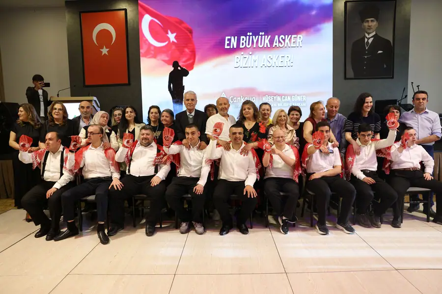 Çankaya'da Engelli Gençler İçin Asker Kınası 1 Çankaya'da Engelli Gençler İçin Asker Kınası 1