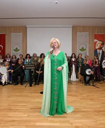 Osmangazi'de Engelliler Haftası'nda Türkülü Etkinlik 14 Osmangazi’de Engelliler Haftası Türkülerle Taçlandı (4)