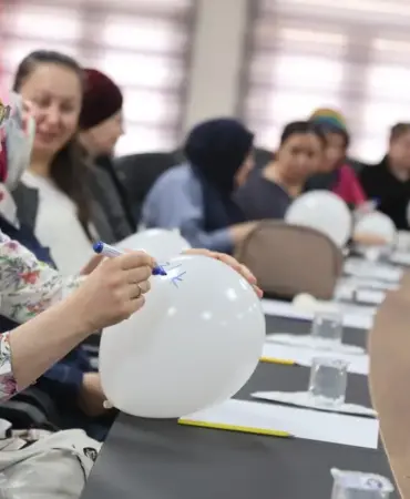Nevşehir'de Aile Haftası'nda Sanatsal Atölye Düzenlendi-346293 9 NEV BEL SANATSAL 003