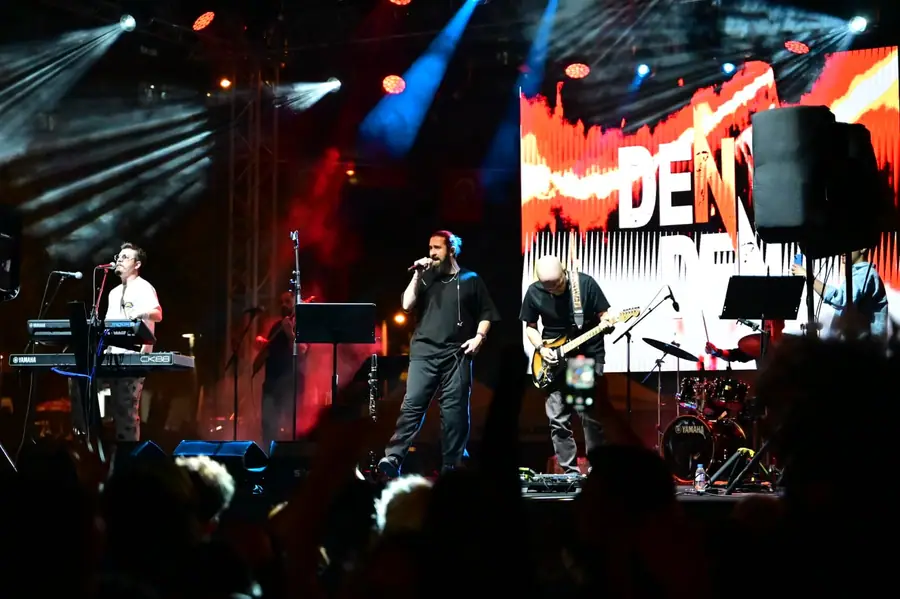 Gemlik'te 19 Mayıs'a Rock Festivalli Kutlama 2