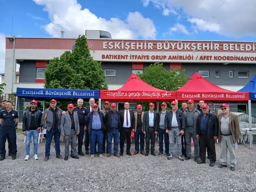 Eskişehir'de Kırsal Yangın Eğitimi: 45 Muhtar Tatbikata Katıldı 1 Eskişehir'de Kırsal Yangın Eğitimi: 45 Muhtar Tatbikata Katıldı 1