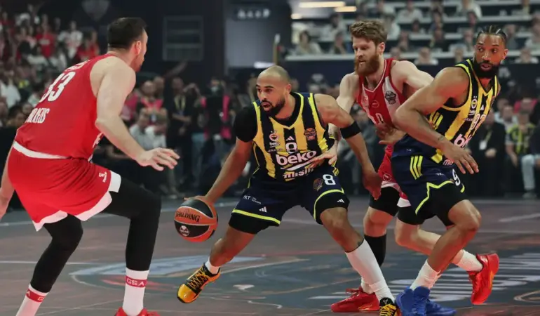 Olympiacos 79-61 Fenerbahçe 1