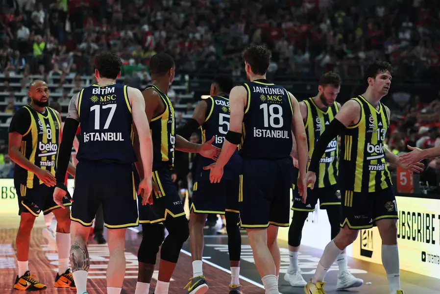 Fenerbahçe Beko, EuroLeague Final Four'da Olympiacos'a 79-61 Yenildi 3 Fenerbahçe Beko, EuroLeague Final Four'da Olympiacos'a 79-61 Yenildi 3