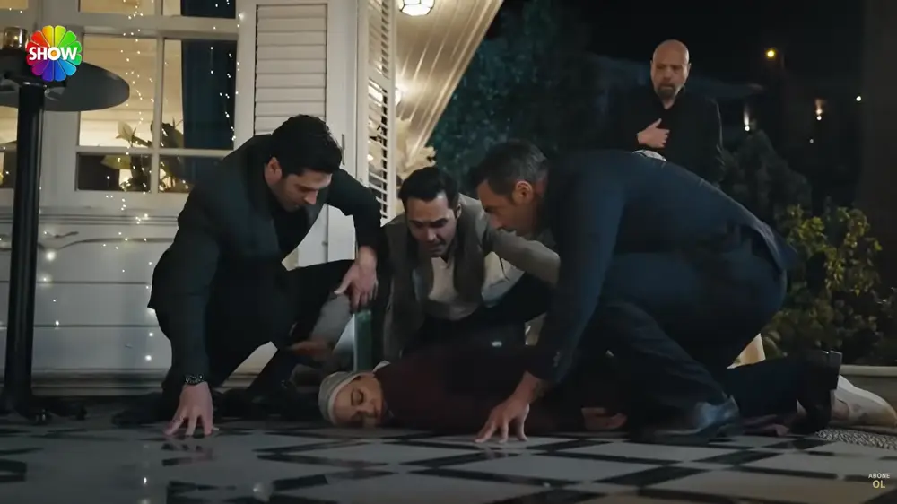 Kızılcık Şerbeti 138. Bölüm (4. Sezon Finali) İzle 1 Kızılcık Şerbeti 138. Bölüm (4. Sezon Finali) İzle 1