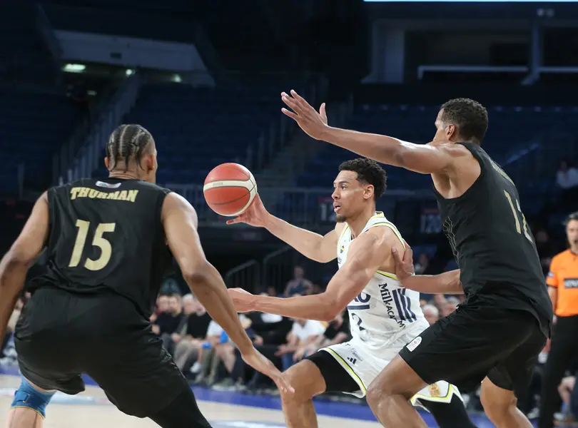 Fenerbahçe Beko Çeyrek Finali 2-0'la Geçti, Yarı Finalde Rakip Anadolu Efes 1