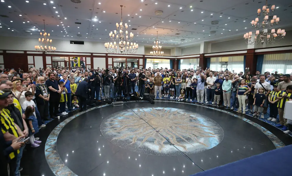 Fenerbahçe'nin Bayramlaşma Töreni Faruk Ilgaz Tesisleri'nde Yapıldı 2 Fenerbahçe'nin Bayramlaşma Töreni Faruk Ilgaz Tesisleri'nde Yapıldı 2
