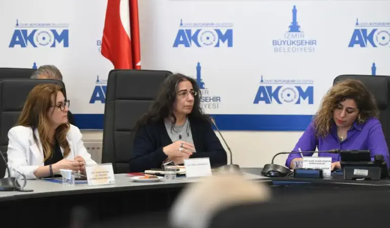 izmir yangın zirve 2