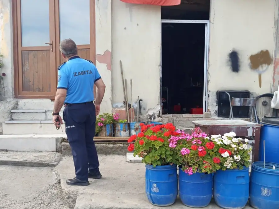 Gemlik'te Sahil Mahallelerine Yönelik Çevre ve İşgal Denetimi 1 Gemlik'te Sahil Mahallelerine Yönelik Çevre ve İşgal Denetimi 1