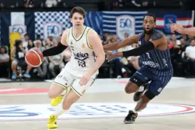 Anadolu Efes Yarı Final Serisinin Üçüncü Maçında Fenerbahçe Beko'yu 102-93 Mağlup Etti 9 fenerbahçe beko anadolu efes 3