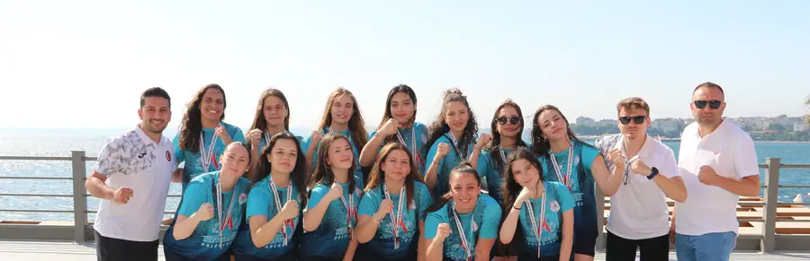 Nevşehir Belediyesi Kadın Sutopu Takımı Türkiye Üçüncüsü 1