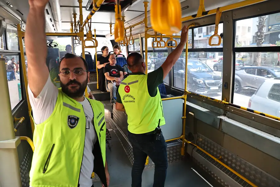 Antalya'da Halk Otobüslerine Klima Denetimi 1 Antalya'da Halk Otobüslerine Klima Denetimi 1