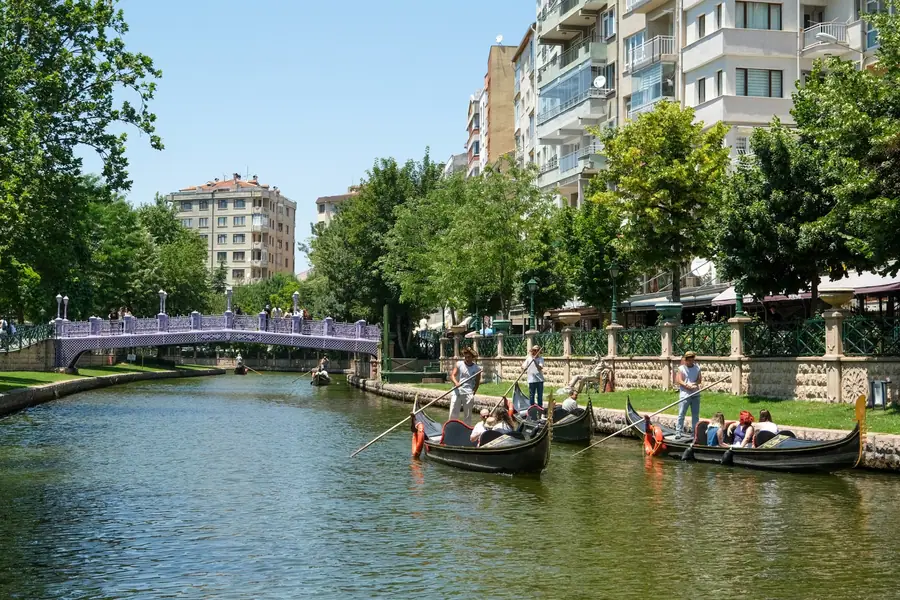 Eskişehir'de Katılımcı Bütçe Uygulaması "Bi'Fikirle Eskişehir"de Yeni Dönem 1 Eskişehir'de Katılımcı Bütçe Uygulaması "Bi'Fikirle Eskişehir"de Yeni Dönem 1