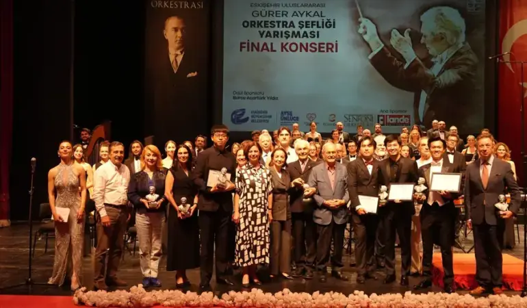 Eskişehir Uluslararası Gürer Aykal Orkestra Şefliği Yarışması'nda Birinci Wei-Chung Chen Oldu 1 ESKİŞEHİR ULUSLARARASI GÜRER AYKAL ORKESTRA ŞEFLİĞİ YARIŞMASI’NDA ÖDÜLLER SAHİPLERİNİ BULDU (4)