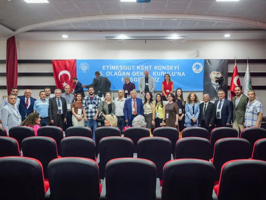 Etimesgut Kent Konseyi'nde Yaşar Öztaş Başkanlığa Seçildi 2 Etimesgut Kent Konseyi'nde Yaşar Öztaş Başkanlığa Seçildi 2