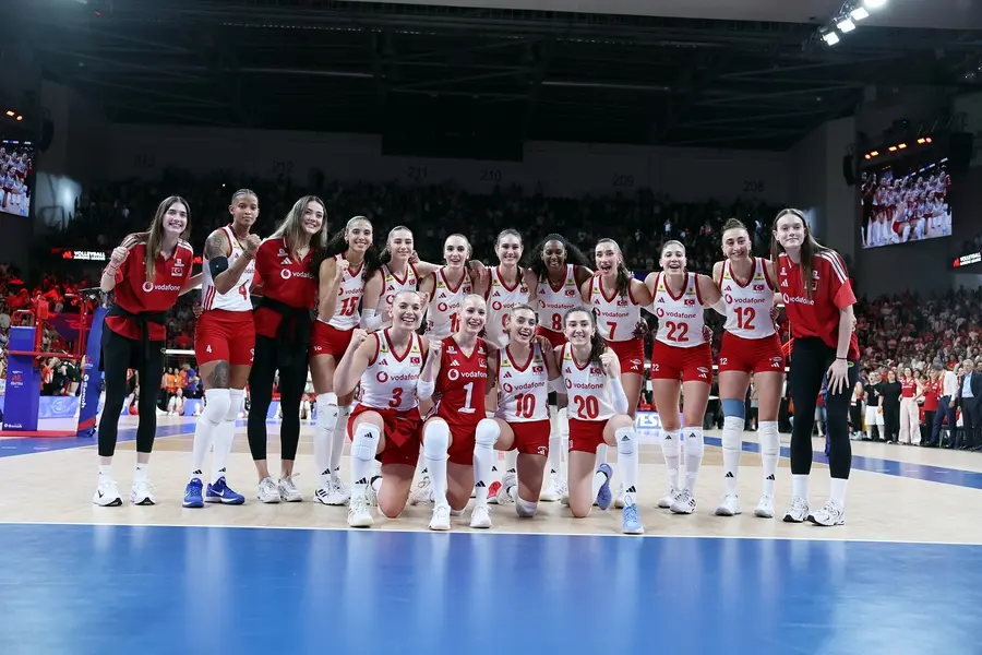 Filenin Sultanları Belçika'yı 3-0'la Geçti 1 Filenin Sultanları Belçika'yı 3-0'la Geçti 1