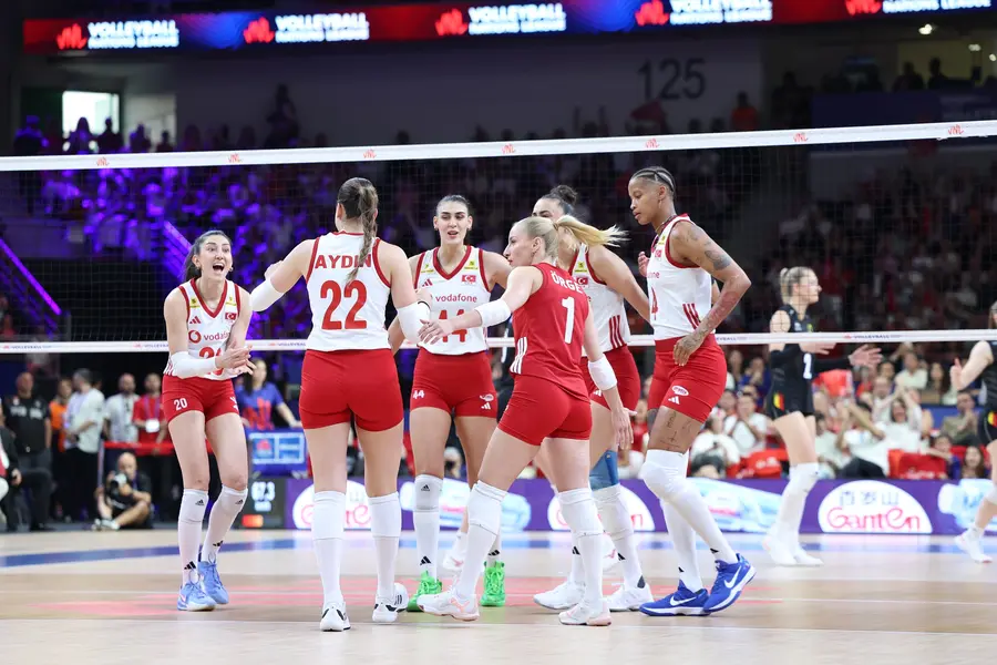 Filenin Sultanları Belçika'yı 3-0'la Geçti 4 Filenin Sultanları Belçika'yı 3-0'la Geçti 4