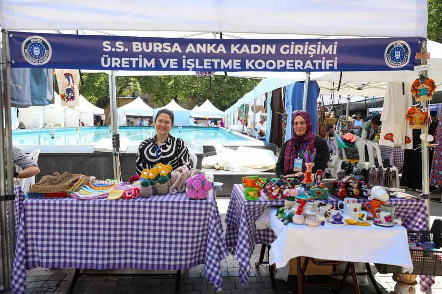 "Meydan Kadınların" Dayanışma Pazarı 17. Kez Kuruldu 1 "Meydan Kadınların" Dayanışma Pazarı 17. Kez Kuruldu 1