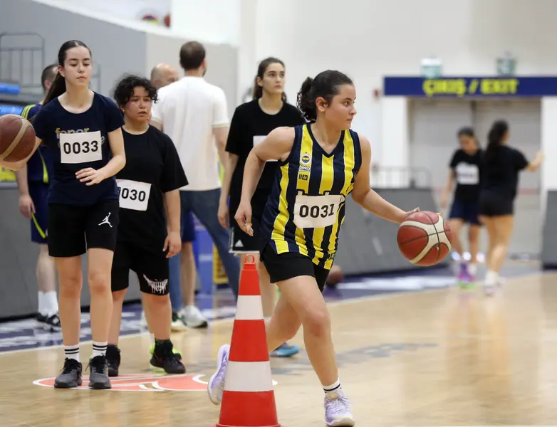 Fenerbahçe Opet'te Altyapı Seçmeleri 2 Fenerbahçe Opet'te Altyapı Seçmeleri 2
