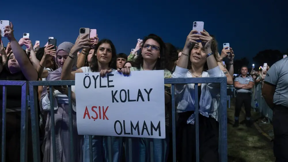 Karneval Çocuk Şenliği Can Ozan Konseriyle Sona Erdi 2 Karneval Çocuk Şenliği Can Ozan Konseriyle Sona Erdi 2