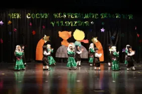 Gemlik Uğur Böcekleri Kreşi’nde Yıl Sonu Coşkusu (8)