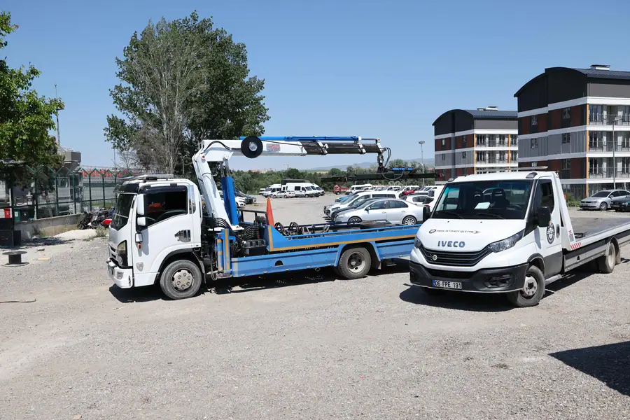 Pursaklar Belediyesi Yediemin Otoparkı ve Tır Parkı'nı Hizmete Açtı 2 Pursaklar Belediyesi Yediemin Otoparkı ve Tır Parkı'nı Hizmete Açtı 2