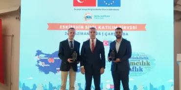 ESKİŞEHİR, SİVİL KATILIM ZİRVESİ’NE EV SAHİPLİĞİ YAPTI (6)