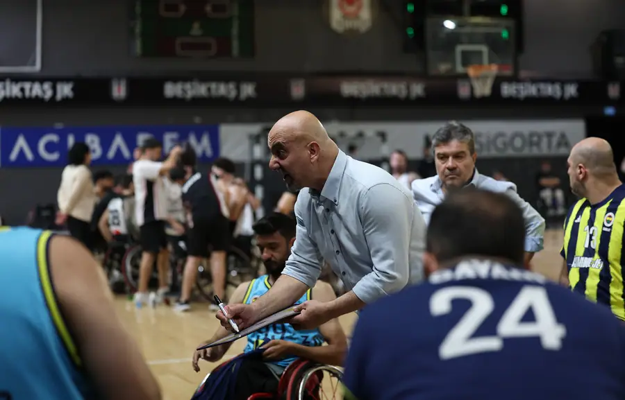 Fenerbahçe Tekerlekli Sandalye Basketbolda Şampiyon 2 Fenerbahçe Tekerlekli Sandalye Basketbolda Şampiyon 2