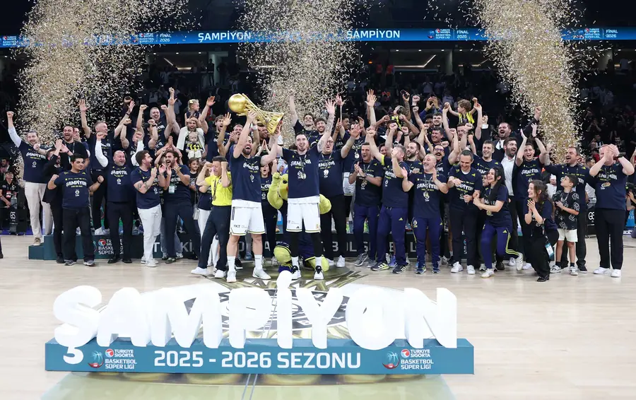 Fenerbahçe Basketbol 2025-26 Sezonunu 9 Şampiyonlukla Kapattı 2