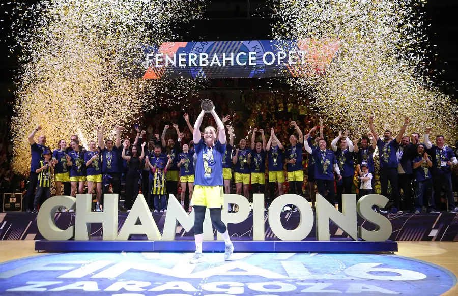 Fenerbahçe Basketbol 2025-26 Sezonunu 9 Şampiyonlukla Kapattı 1