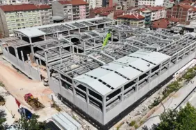 KURTULUŞ KAPALI PAZAR YERİ’NDE ÇALIŞMALAR HIZLA SÜRÜYOR  (1)