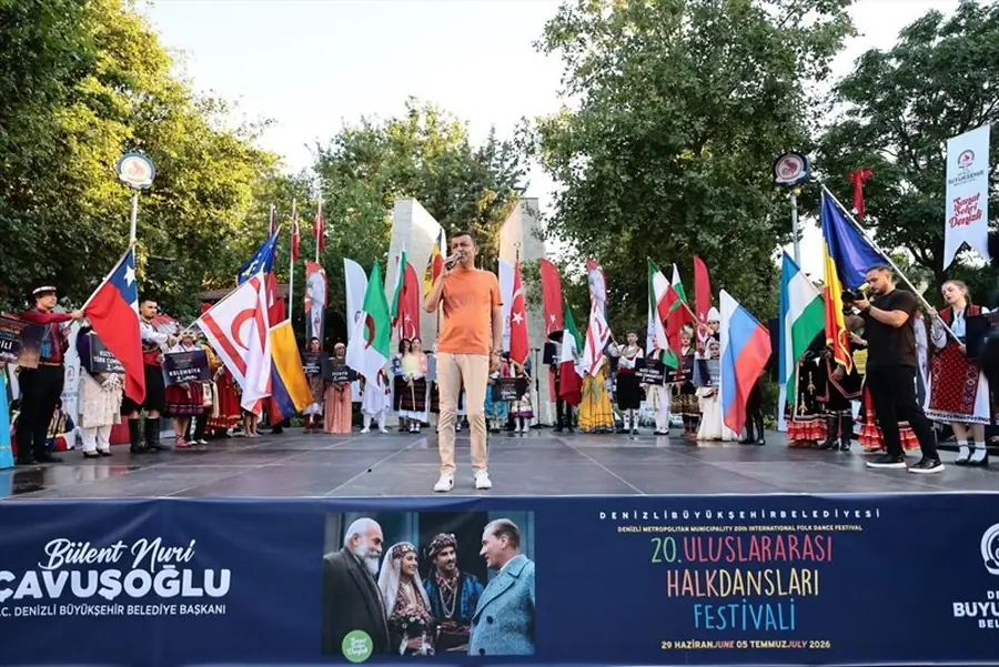 Denizli'de 20. Uluslararası Halk Dansları Festivali Başladı 1