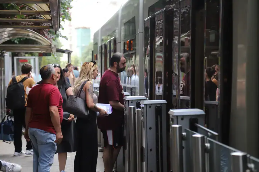 Eskişehir'de "Bas Geç" Abonman Uygulaması İkinci Yılını Doldurdu 1