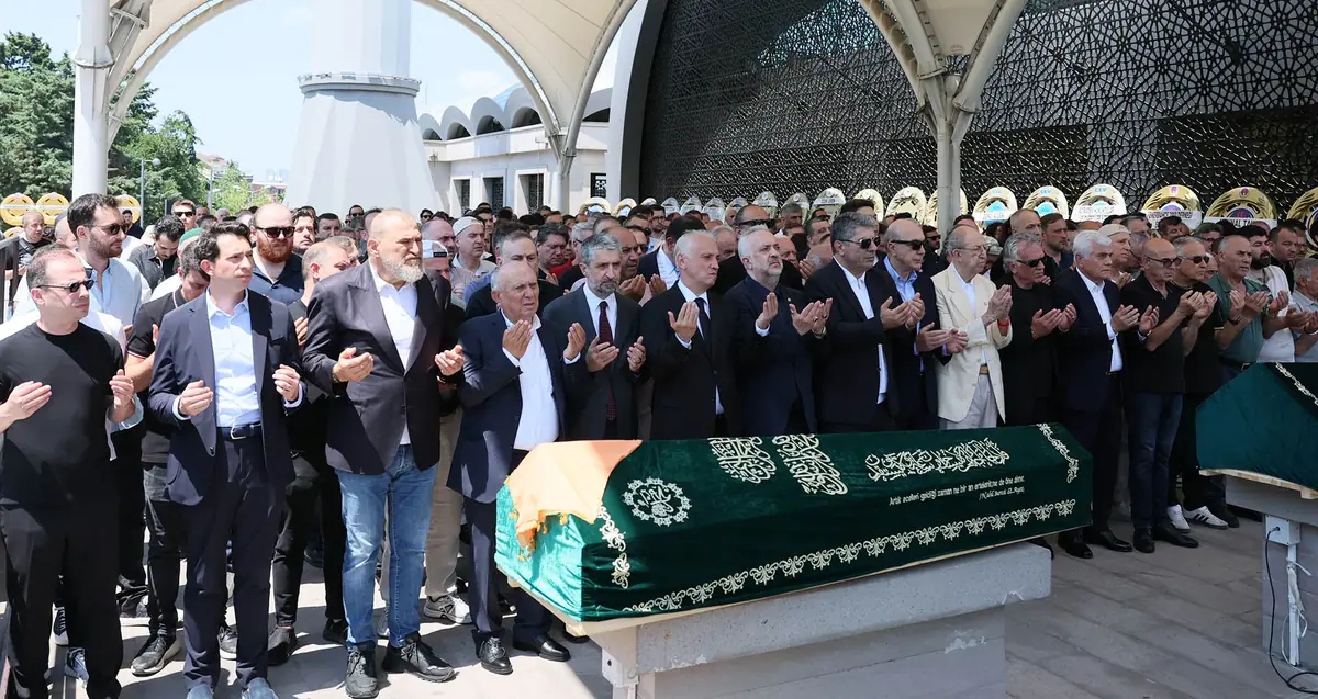 Eski Fenerbahçe Başkanı Tahsin Kaya'nın Eşi Tacimah Kaya Son Yolculuğuna Uğurlandı 1