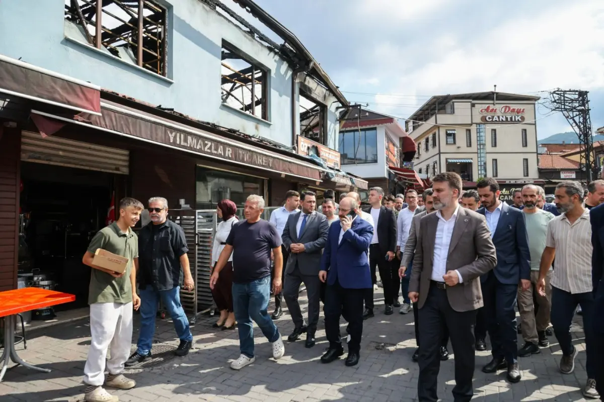 Kayhan Çarşısı Esnafına Yangın Sonrası Ziyaret 1