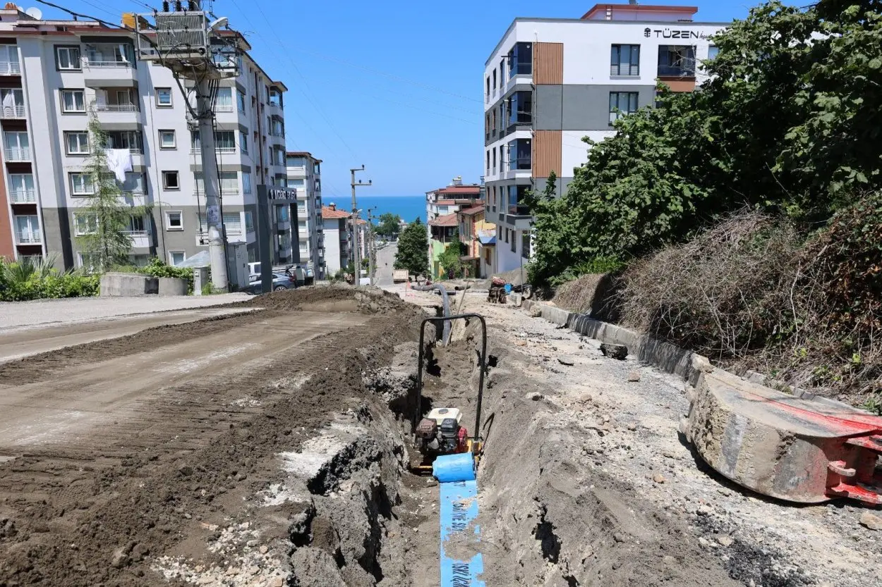 Ünye'de 600 Metrelik İçme Suyu Hattı Yenileme Çalışmaları Sürüyor 1