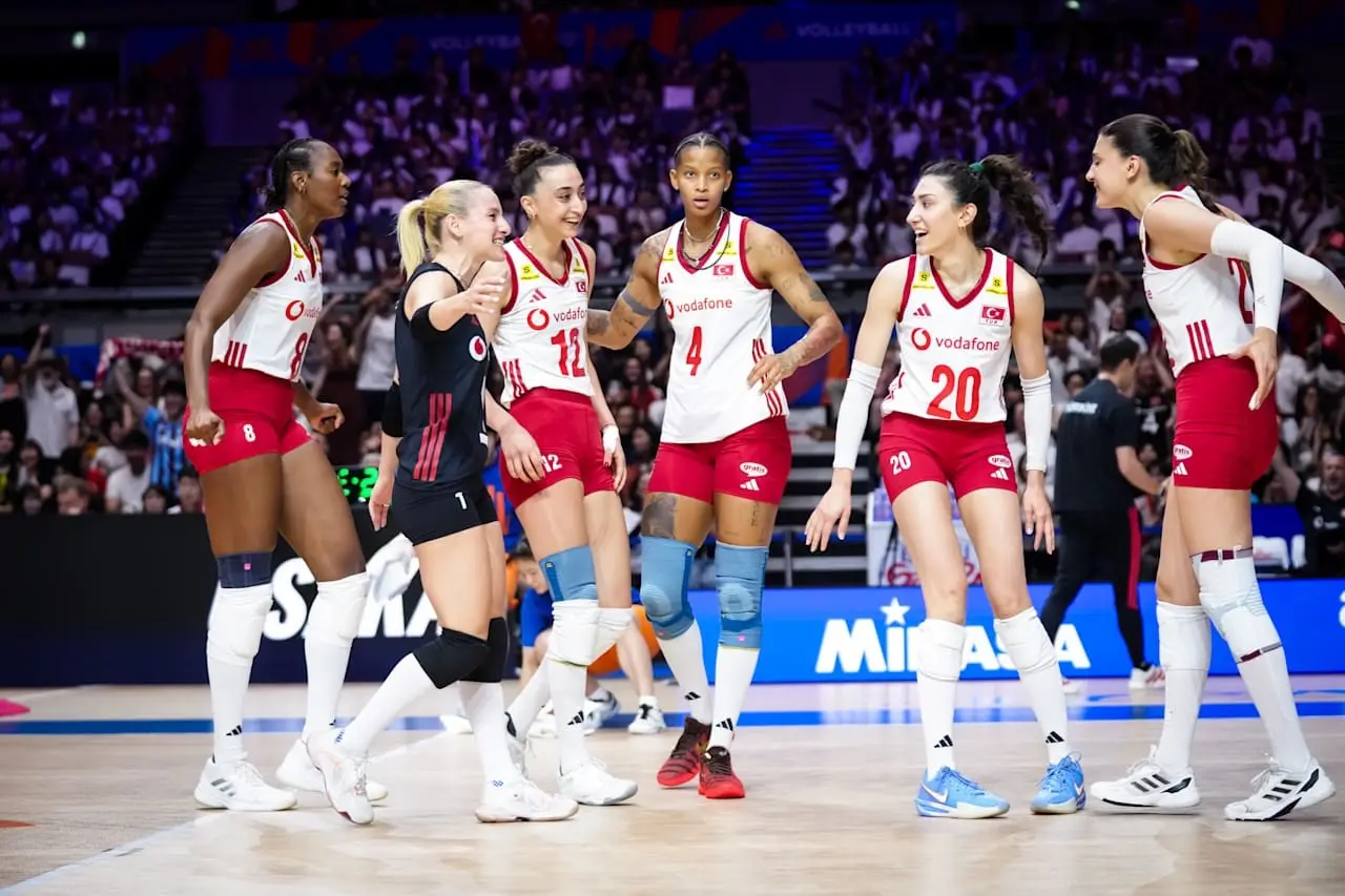A Milli Kadın Voleybol Takımı, VNL Japonya Etabına Polonya Galibiyetiyle Başladı 2