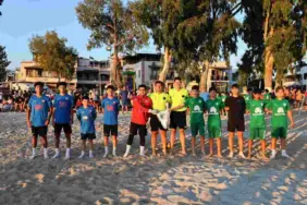 1._ _Günbatımı Çocuk Plaj Futbol Şenliği Başladı6