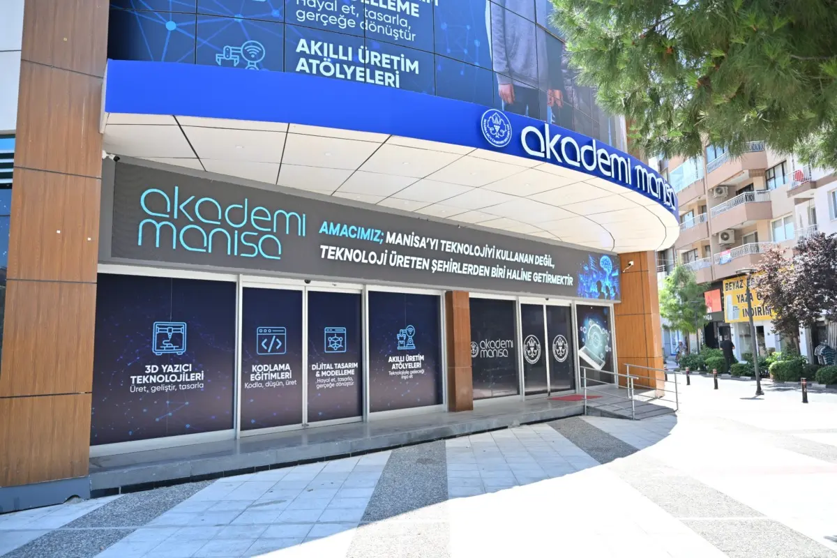 Akademi Manisa'da Ücretsiz Teknoloji Eğitimleri Başlıyor 1