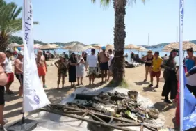 Deniz Dibi Temizliğinin 10 Etabı Türkbükünde Gerçekleştirildi (19)