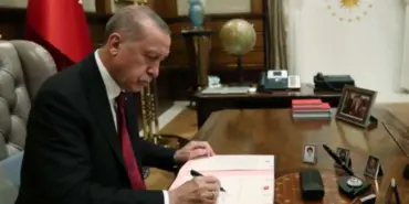 bakanliklara-yeni-atamalar-1785476337-414_large
